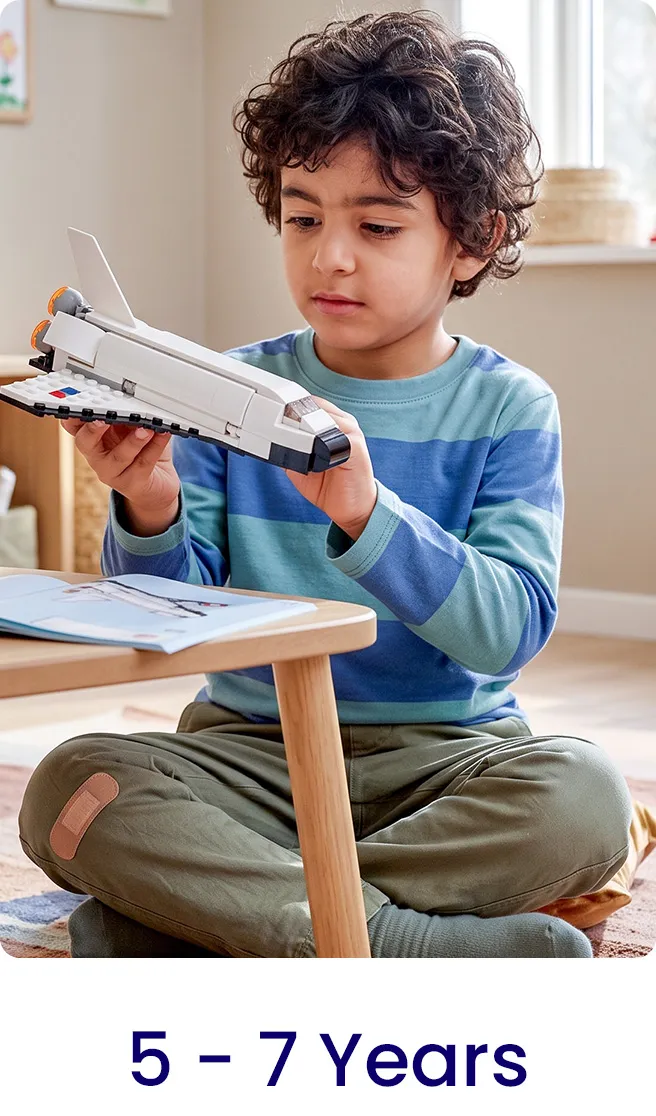 AGE-5-7-DESKTOP-EN.jpg